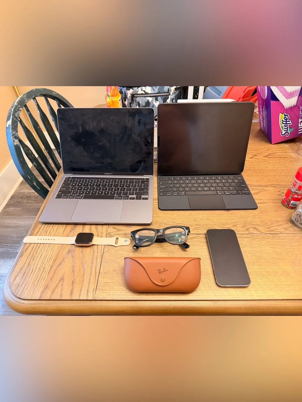 Apple/Meta tech Bundle